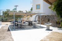 Patmos Houses Tennis & Beach Tennis Court's - Chambres d'hôtes Patmos