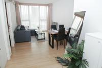 B&B Ban Song Hong - Entire apartment near BTS 2 bedrooms with view - Bed and Breakfast Ban Song Hong