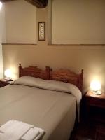 Chambre Double ou Lits Jumeaux avec Salle de Bains Privative