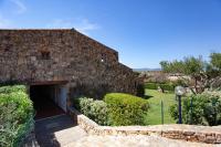 Porto Coda Cavallo Beach House a 300 mt dal mare, con terrazza panoramica - B&B San Teodoro
