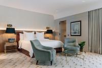 Four Seasons One-Bedroom Suite with One King Bed