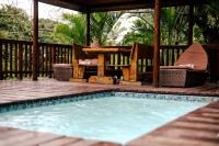 Two-Bedroom Log Cabin with Splash Pool