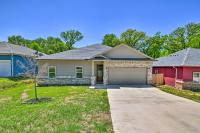 Modern Family Home Near AT&T Stadium & More! - Chambres d'hôtes Mansfield