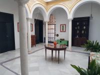Casa S. XIX en pleno centro de Carmona - B&B Carmona
