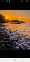 Inalong - Quirky property with sea views above an Ale House - B&B Mumbles