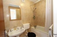 Family Room (2 Adults + 1 Child)