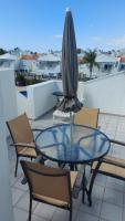 Private apartment with roof terrace - B&B Arona
