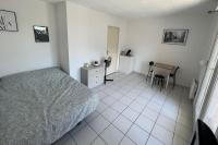 B&B Nîmes - Le Studio 36 à Nîmes, Wifi, Balcon - Bed and Breakfast Nîmes