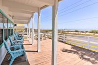 Gulf Coast Views! Coastal Winter Gem in Galveston - B&B Galveston
