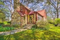 B&B Crossville - Dreamy Homestead Escape Patio, Ranch On-Site - Bed and Breakfast Crossville