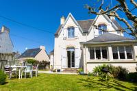 A 450 m de la plage - Maison pour 6 - jardin bbq - Chambres d'hôtes Treffiagat