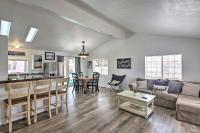 Covered Patio & Pool: Family Home in Bullhead City - B&B Bullhead City