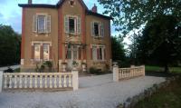 B&B Cronat - Le manoir de la Source - Bed and Breakfast Cronat