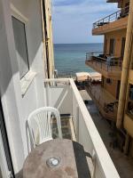 Deluxe Double Room with Side Sea View