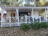 Mobilheim ANDREA wunderschöne Ferienwohnung direkt am Meer - B&B Jezera