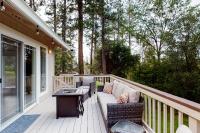 The 19th Hole - B&B Groveland