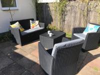 3 double bed house 10 mins from Sandbanks - Bed and Breakfast