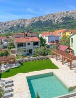 BELA - Apartment Baska mit Balkon und großzügiger Poolarea - Ferienwohnung Baška