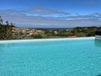 B&B Baredo - CHALET CON VISTAS AL MAR, PISCINA, PISTA FUTBOL...IDEAL PARA FAMILIAS CON NIÑOS - Bed and Breakfast Baredo