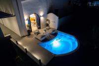 Deluxe Suite with indoor Spa Bath and private pool