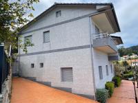CHALET CON VISTAS AL MAR, PISCINA, PISTA FUTBOL...IDEAL PARA FAMILIAS CON NIÑOS - B&B