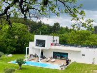 Villa Architecte Contemporaine Fuveau - Bed and Breakfast