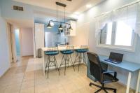 Windows on Netanya Luxury Penthouse Downtown - B&B Netanya