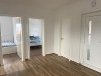 Daniela Family Apartment - top floor - new & quite location - great sea & island view - Chambres d'hôtes Vir