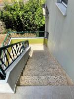 Marina's spacious family apartment Kavala - B&B