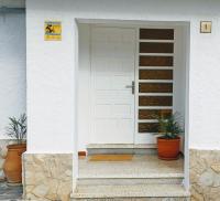 Agradable casa con terraza en S'Agaró - B&B