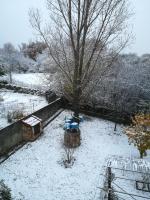 Camera Matrimoniale con Bagno in Comune 