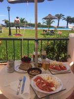 Sea & pool view garden apartment Las Palmeras Nerja - B&B Nerja