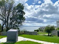 Villa Jenny - Ferienappartement 1 mit Meerblick - Chambres d’hôtes Sassnitz