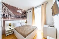 Deluxe Double Room with Side Sea View
