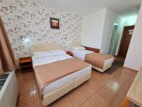 Double Room with Extra Bed - Ground Floor