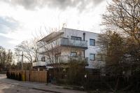 Apartamenty Przystanek Orłowo Centrum - Bed and Breakfast Gdynia