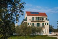 Bijaka Villas&apartments - Bed and Breakfast