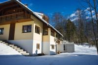 Ferienwohnung Stoablick - barrierefrei mit Bergblick - B&B Bad Goisern am Hallstättersee