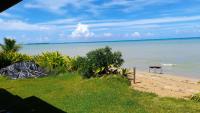 Mara'ai le spot Tubuai, Chambre Triple Deluxe Mahu SDB Privée avec piscine - B&B