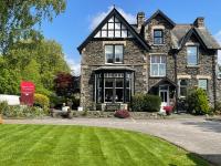 Beaumont Guest House- Free Private Parking & Off-Site Health Centre Access - Adults Only - B&B