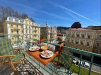 Balconies above colonnade - Ferienwohnung Marienbad