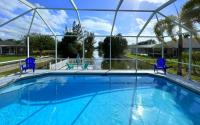 B&B Cape Coral - !NEW! Villa Sunshine private Pool - Bed and Breakfast Cape Coral