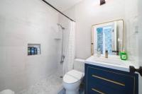 King Bed Mermaid suite - heart of Palm Beach, free parking included - B&B