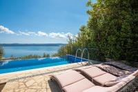 Holiday Residence Mirabella - B&B Lokva Rogoznica