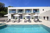 ALMYRA seafront residence - B&B