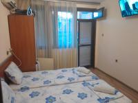 Camera Doppia con Letti Singoli con Doccia