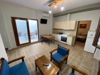 Kalamata home, Marina C - B&B
