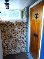 Zimmer mit Kingsize-Bett und Bergblick