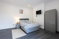 Deluxe Double Room with Shower