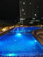 AEON TOWERS STUDIO SUITE (by:skyspottravelcentra) - Ferienwohnung